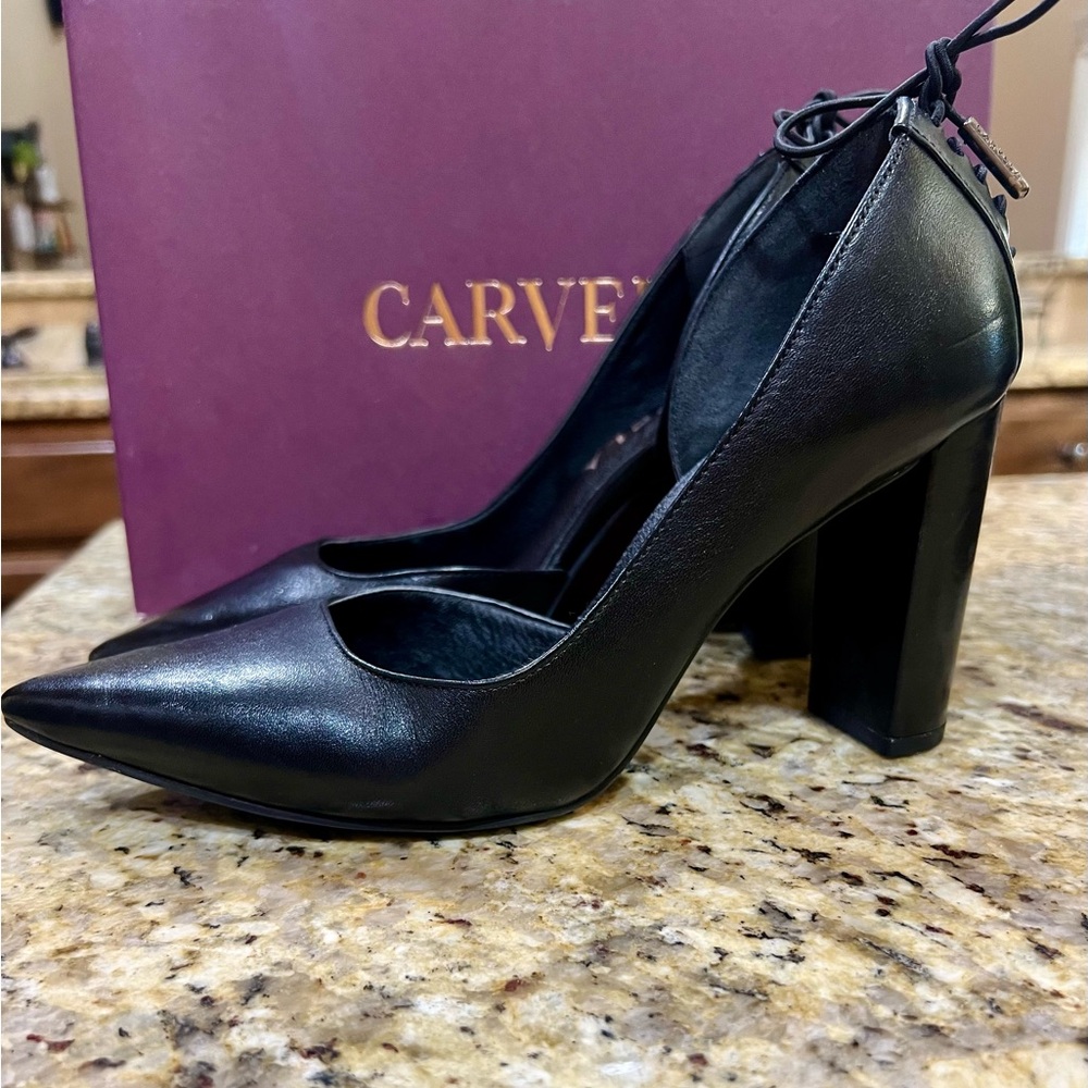Carvela D’orsay heel with tie back.  Sz 38 or 7.5.